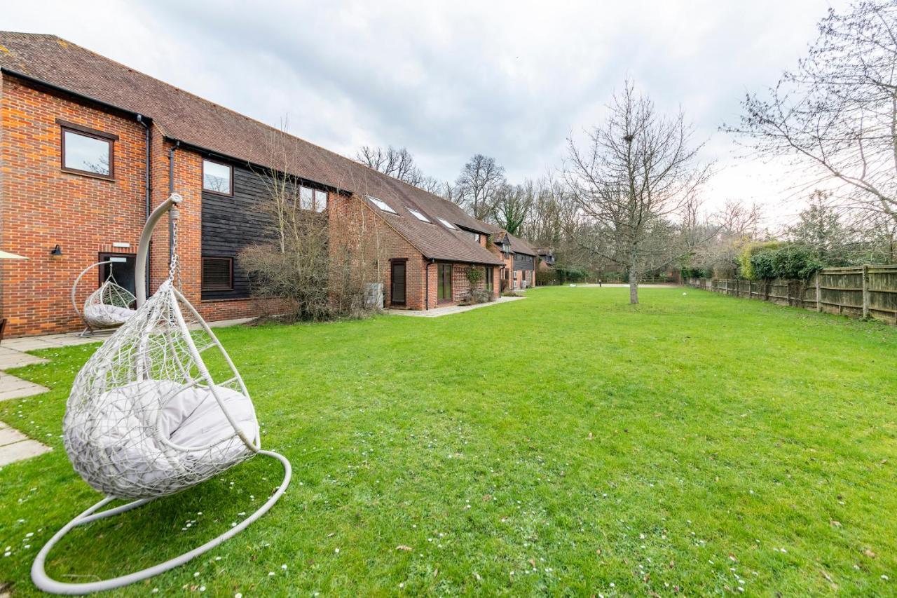 The Grange On Warbrook Estate Hotel Hook  Bagian luar foto